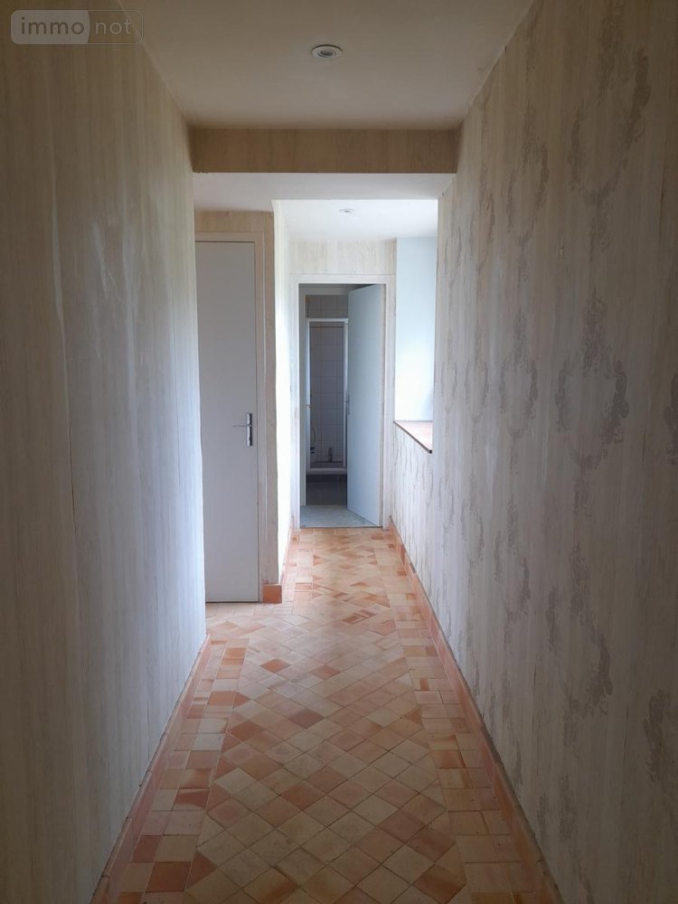 Maison a vendre Meslay-du-Maine 53170 Mayenne 185 m2 8 pièces 267000 euros