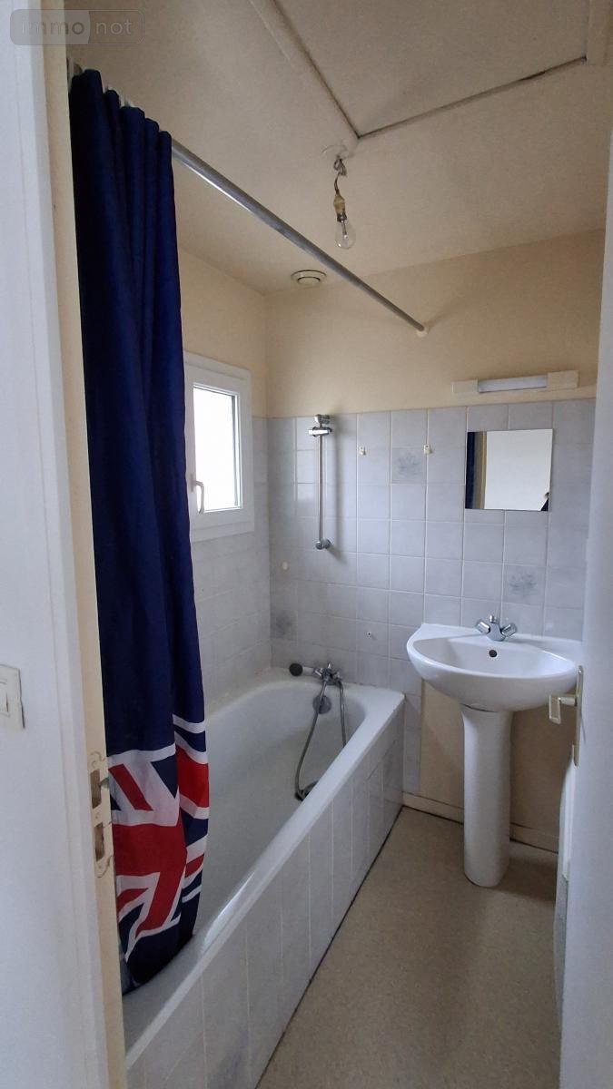 Location appartement Laval 53000 Mayenne 35 m2 2 pièces 480 euros