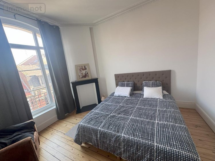 Immeuble a vendre Cambrai 59400 Nord 160 m2  393000 euros