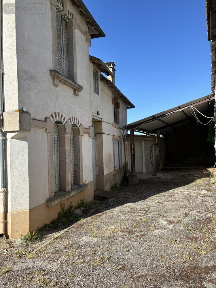 Maison a vendre Saint-Victor-et-Melvieu 12400 Aveyron 361 m2 10 pièces 120000 euros