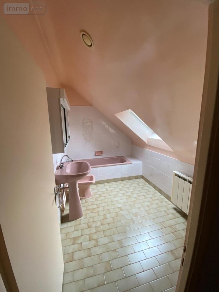 Maison a vendre Cherré-Au 72400 Sarthe 104 m2 5 pièces 166400 euros