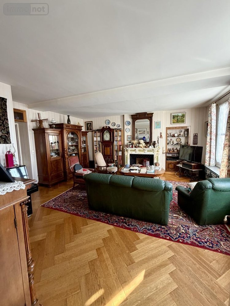 Maison a vendre Bourgueil 37140 Indre-et-Loire 297 m2  453200 euros