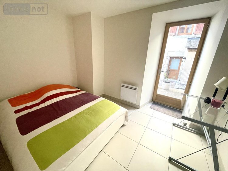 Immeuble a vendre Serverette 48700 Lozère 146 m2  259000 euros