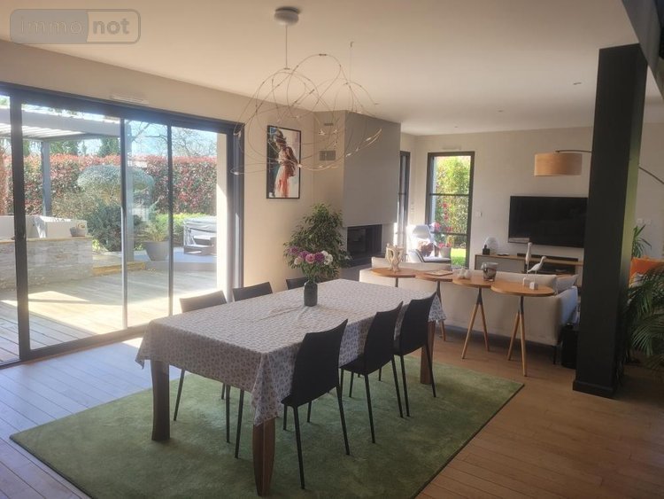 Maison a vendre Changé 53810 Mayenne 180 m2  670720 euros