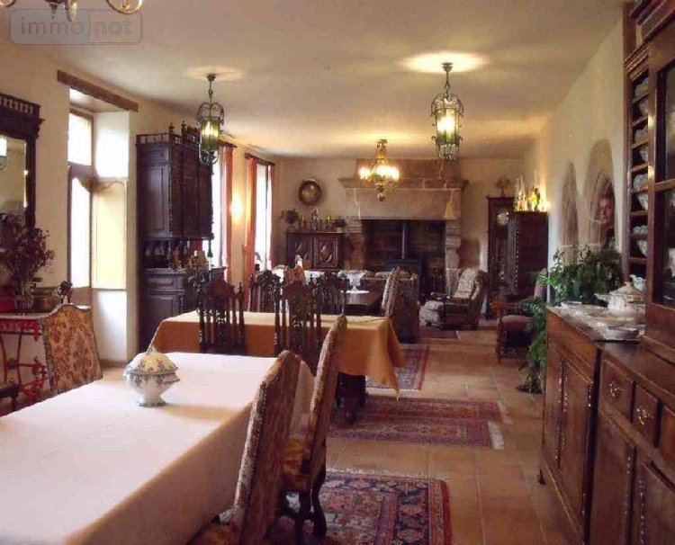 Maison a vendre Plouigneau 29610 Finistère 693 m2 11 pièces 982400 euros