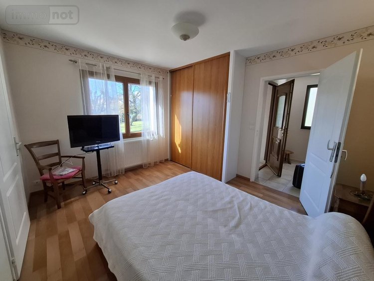 Maison a vendre Saintes 17100 Charente-Maritime 169 m2 6 pièces 280000 euros