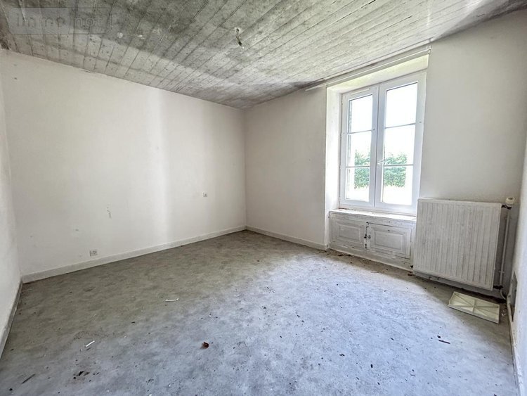 Maison a vendre Carentoir 56910 Morbihan 250 m2 8 pièces 187800 euros