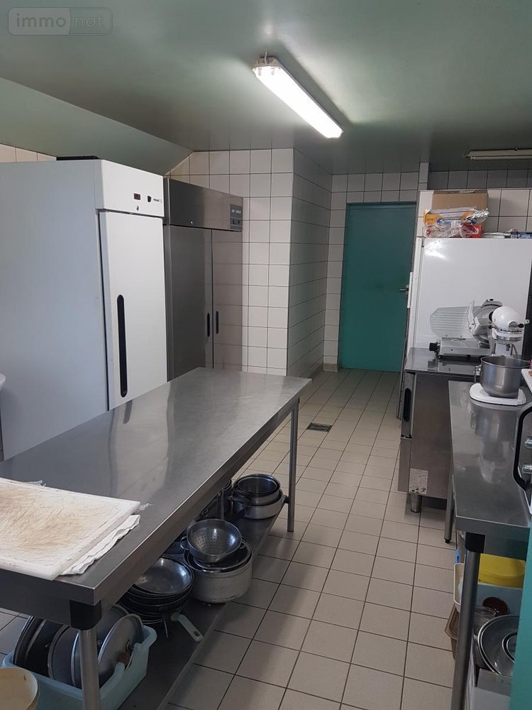 Fonds et murs commerciaux a vendre Val-d'Oust 56460 Morbihan 350 m2  228580 euros