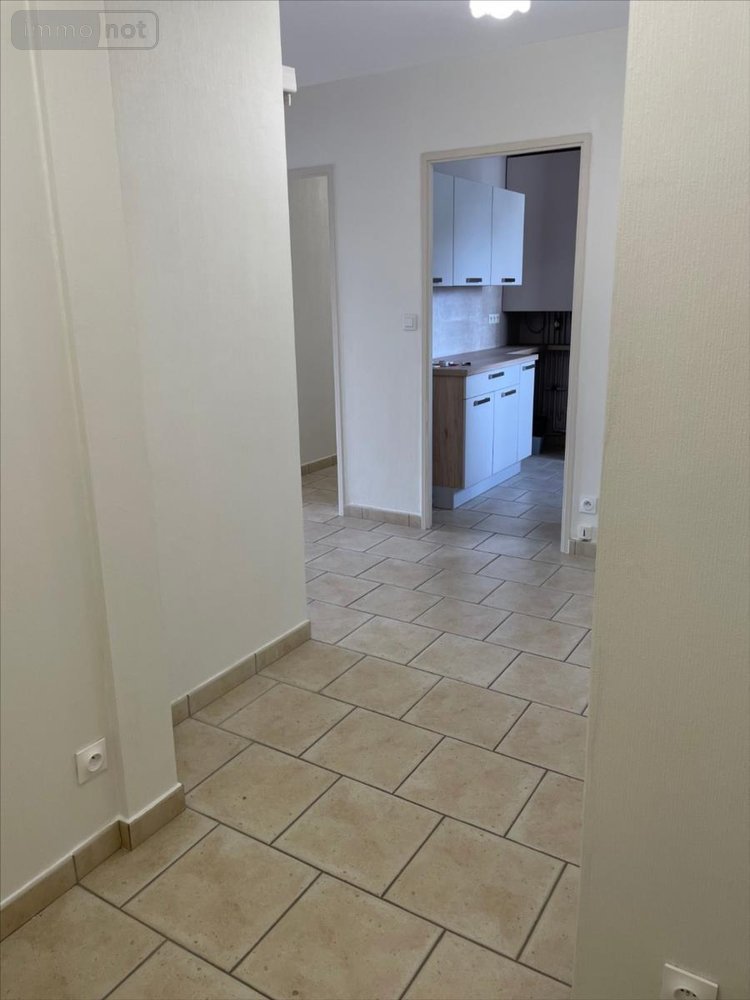 Location appartement Vendôme 41100 Loir-et-Cher 78 m2 3 pièces 720 euros