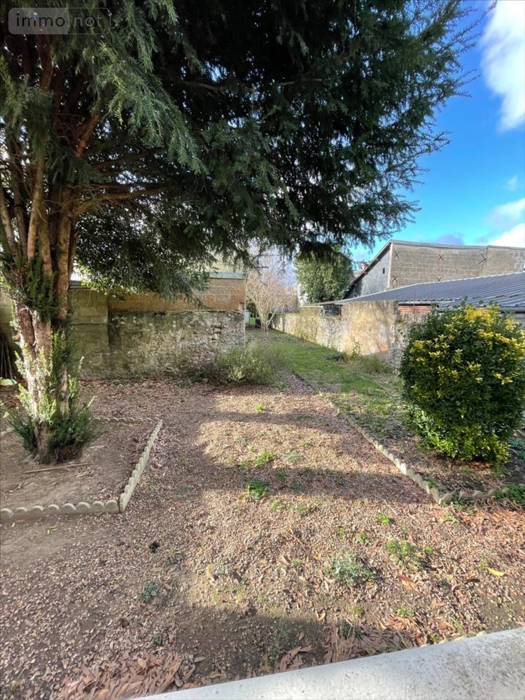 Location maison Vendôme 41100 Loir-et-Cher 53 m2 3 pièces 710 euros