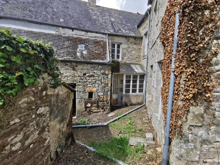Maison a vendre Plounévez-Moëdec 22810 Côtes-d'Armor 135 m2 7 pièces 63500 euros