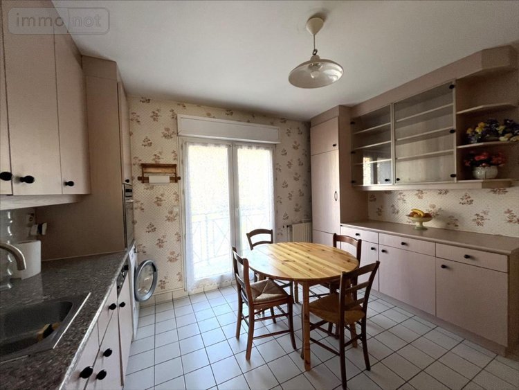 Appartement a vendre Blois 41000 Loir-et-Cher 127 m2 5 pièces 205440 euros