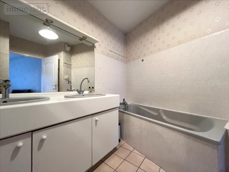 Appartement a vendre Blois 41000 Loir-et-Cher 127 m2 5 pièces 205440 euros