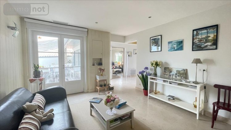 Maison a vendre La Flotte 17630 Charente-Maritime 159 m2 6 pièces 1130800 euros
