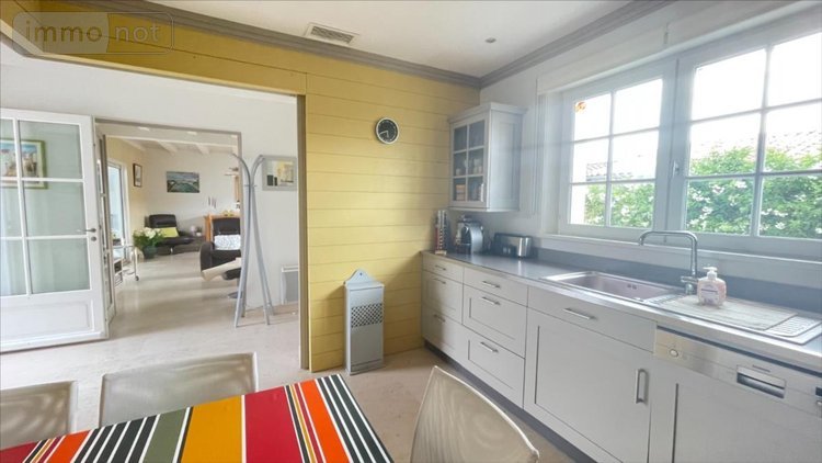 Maison a vendre La Flotte 17630 Charente-Maritime 159 m2 6 pièces 1130800 euros