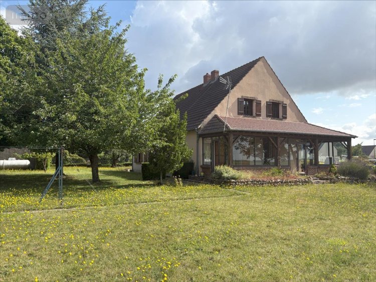 Maison a vendre Meslay-le-Grenet 28120 Eure-et-Loir 195 m2 7 pièces 270400 euros