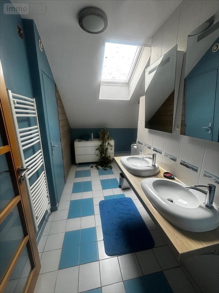 Maison a vendre Saint-Germain-du-Puy 18390 Cher 280 m2 7 pièces 390000 euros