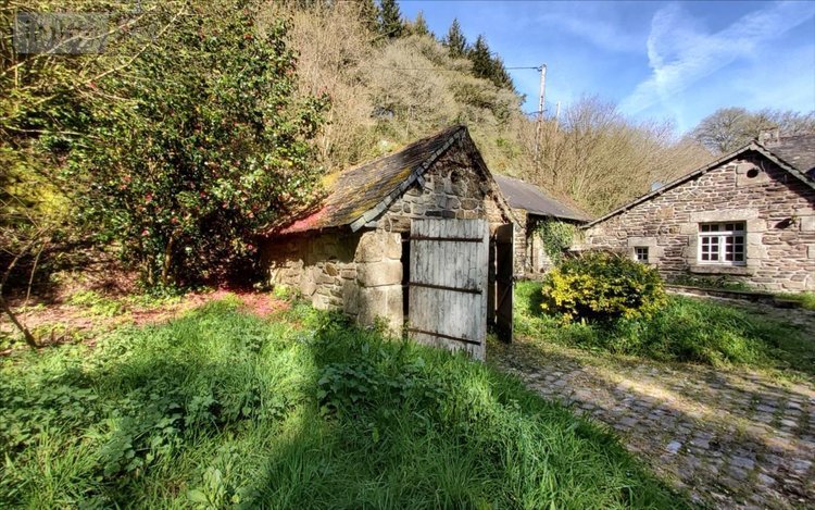 Maison a vendre Plounévézel 29270 Finistère 216 m2 5 pièces 131250 euros
