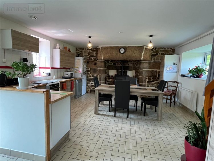 Maison a vendre Duault 22160 Côtes-d'Armor 96 m2 4 pièces 157500 euros