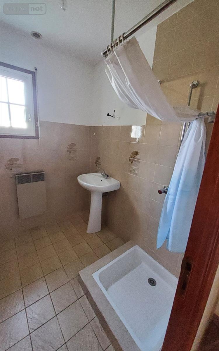 Maison a vendre Carhaix-Plouguer 29270 Finistère 110 m2 6 pièces 237300 euros