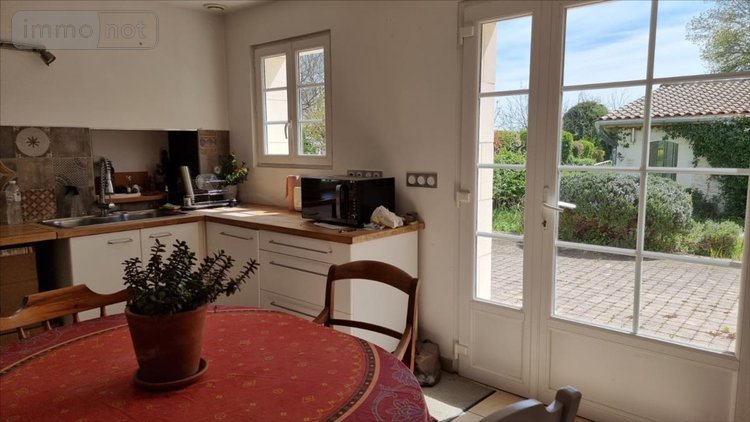 Maison a vendre Jonzac 17500 Charente-Maritime 214 m2 8 pièces 257250 euros