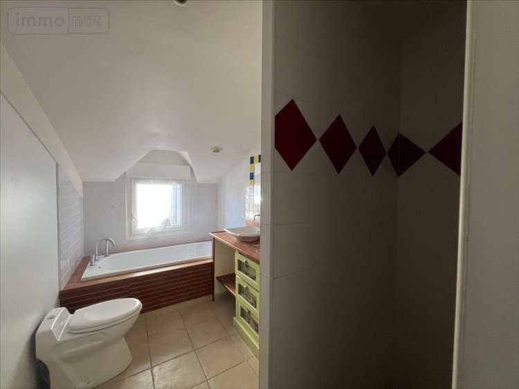 Immeuble a vendre Saint-Vaast-la-Hougue 50550 Manche 165 m2  673100 euros