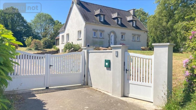 Maison a vendre Landeleau 29530 Finistère 193 m2 8 pièces 249900 euros