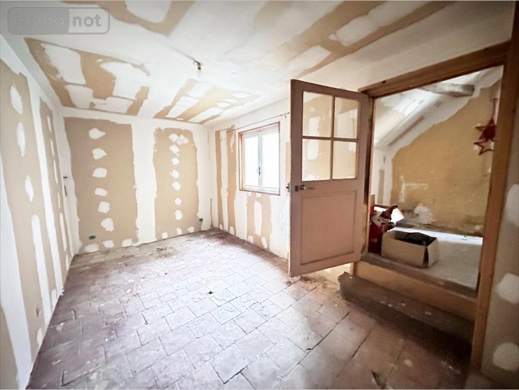 Immeuble a vendre Azay-le-Rideau 37190 Indre-et-Loire 80 m2  188600 euros