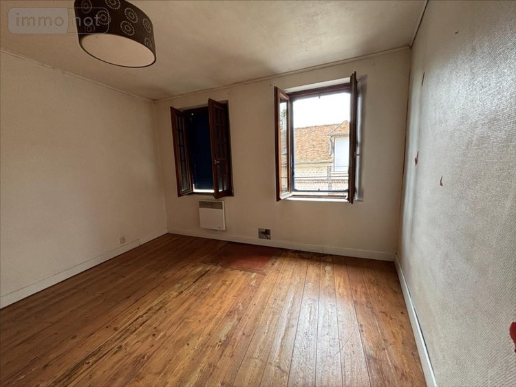 Maison a vendre Le Vaudreuil 27100 Eure 53 m2 3 pièces 134000 euros