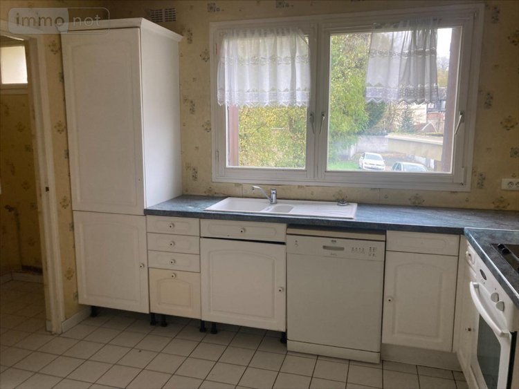 Appartement a vendre Elbeuf 76500 Seine-Maritime 82 m2 3 pièces 65000 euros