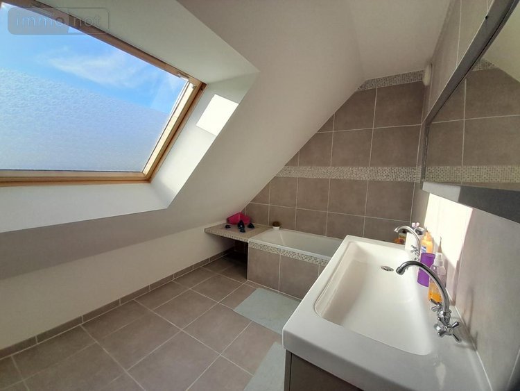 Maison a vendre Meslay-du-Maine 53170 Mayenne 110 m2  234000 euros