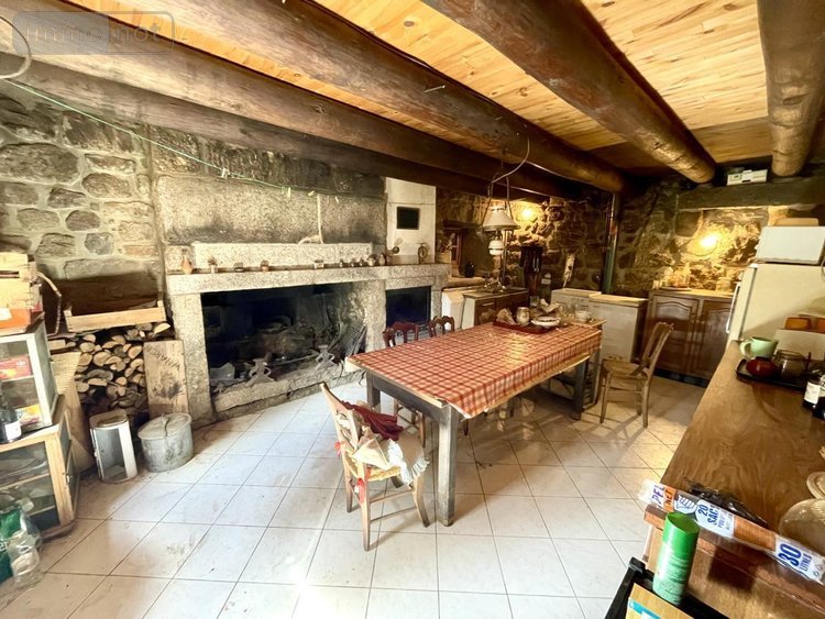 Maison a vendre Saint-Just 15320 Cantal 191 m2 7 pièces 269000 euros