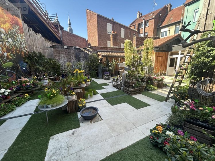 Fonds et murs commerciaux a vendre Cambrai 59400 Nord 238 m2  440000 euros