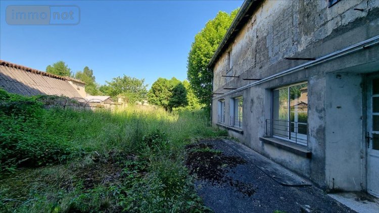 Maison a vendre Saint-Genis-de-Saintonge 17240 Charente-Maritime 1275 m2 15 pièces 315000 euros
