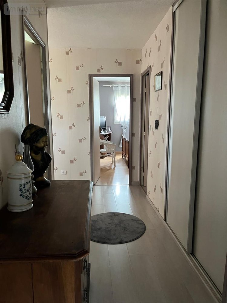 Appartement a vendre Cran-Gevrier 74960 Haute-Savoie 105 m2 5 pièces 345000 euros
