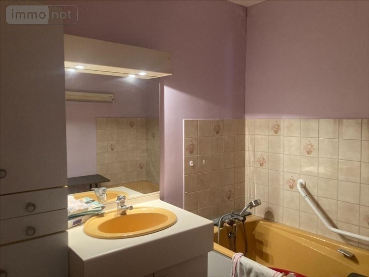 Appartement a vendre Caudebec-lès-Elbeuf 76320 Seine-Maritime 65 m2 3 pièces 80000 euros