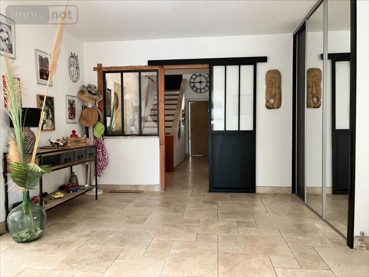 Maison a vendre Pierrevert 04860 Alpes-de-Haute-Provence 194 m2 7 pièces 590500 euros