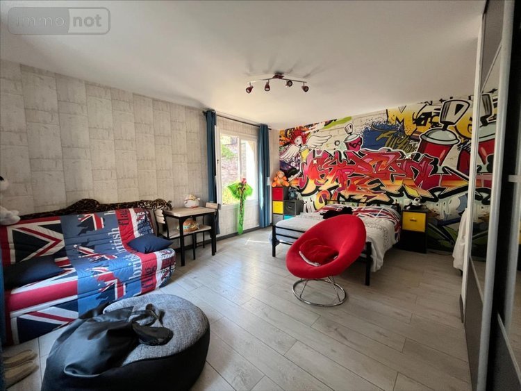 Maison a vendre Pierrevert 04860 Alpes-de-Haute-Provence 194 m2 7 pièces 590500 euros