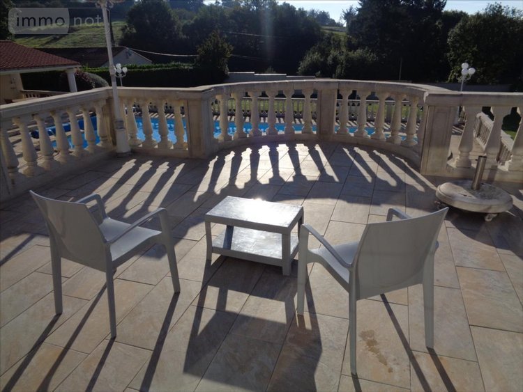 Maison a vendre Les Herbiers 85500 Vendée 110 m2 6 pièces 294500 euros