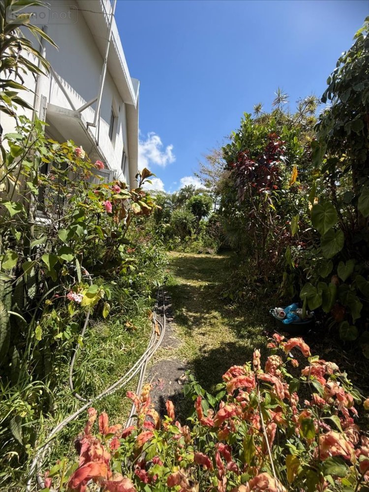 Maison a vendre Le Tampon 97430 Réunion 163 m2 7 pièces 684512 euros