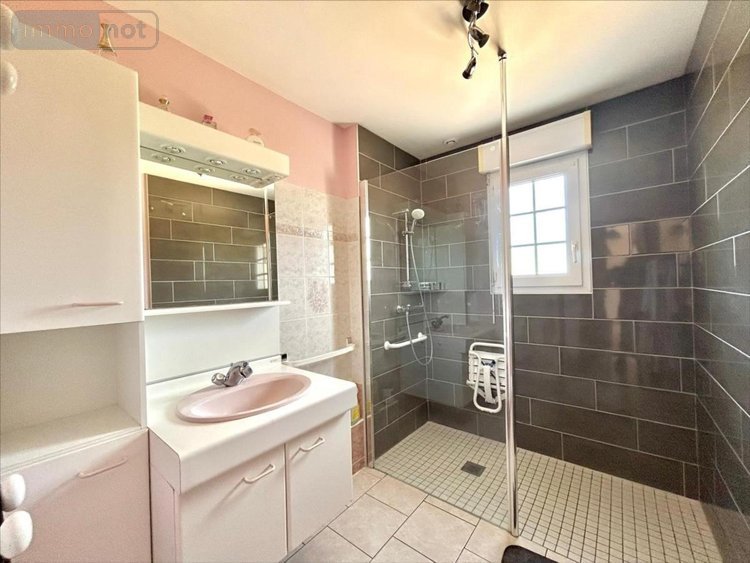 Maison a vendre Saint-Sauveur-le-Vicomte 50390 Manche 121 m2 8 pièces 219992 euros