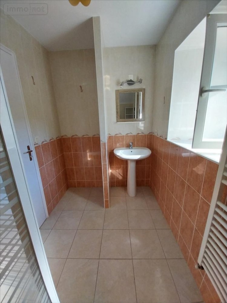 Location maison Cherrueix 35120 Ille-et-Vilaine 59 m2 3 pièces 650 euros