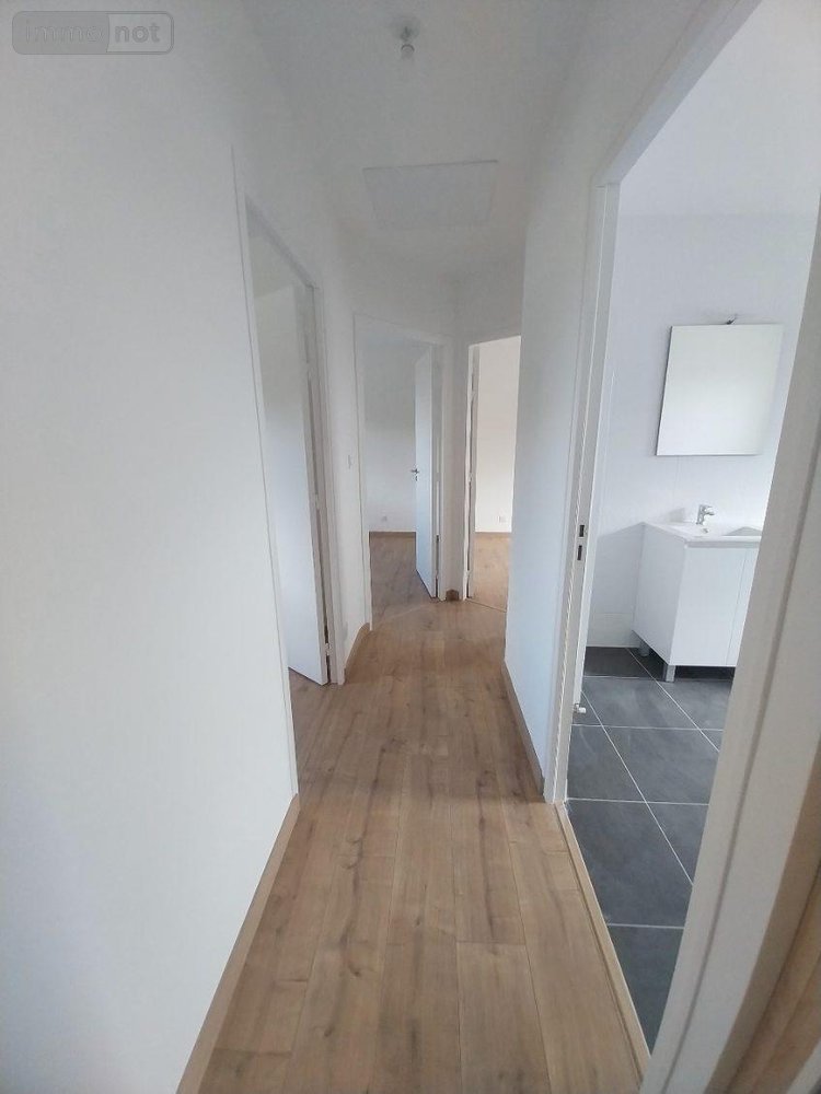 Location maison Dol-de-Bretagne 35120 Ille-et-Vilaine 94 m2 4 pièces 1150 euros