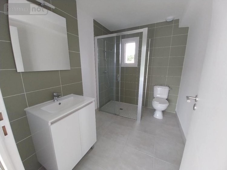 Location maison Dol-de-Bretagne 35120 Ille-et-Vilaine 94 m2 4 pièces 1150 euros