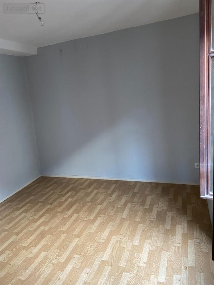 Immeuble a vendre Saint-Jean-de-Maurienne 73300 Savoie 141 m2  119000 euros