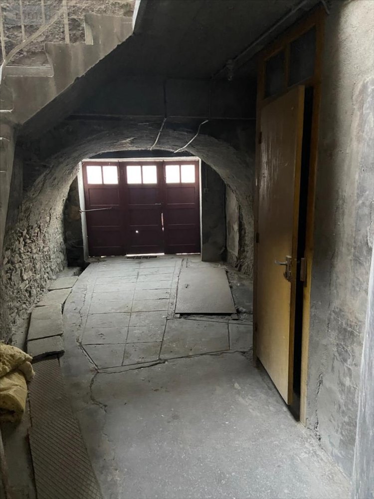 Immeuble a vendre Saint-Jean-de-Maurienne 73300 Savoie 141 m2  119000 euros