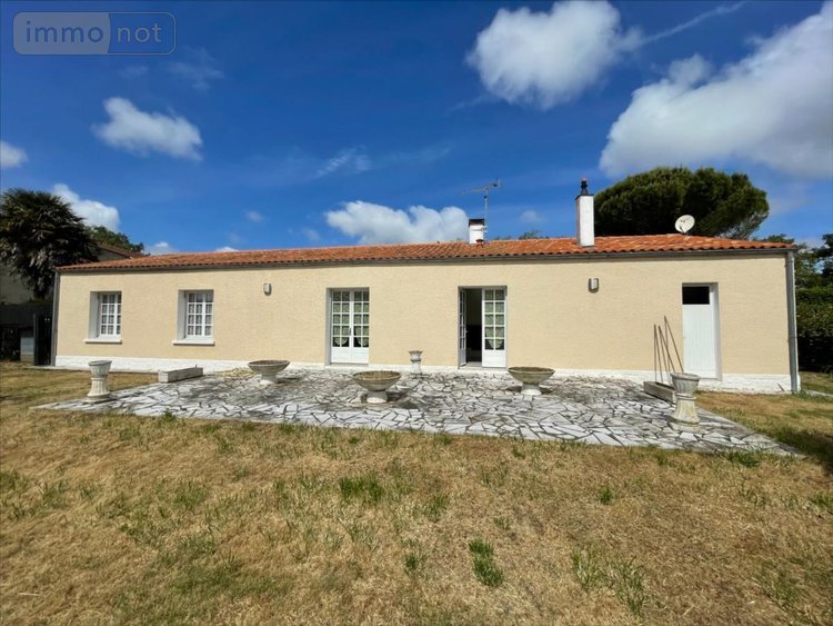 Maison a vendre Saint-Xandre 17138 Charente-Maritime 138 m2 5 pièces 343200 euros