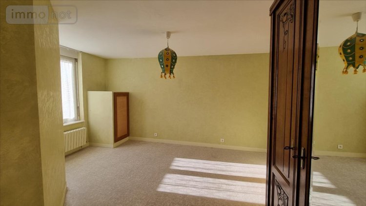 Maison a vendre Callac 22160 Côtes-d'Armor 152 m2 8 pièces 110250 euros