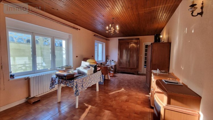 Maison a vendre Callac 22160 Côtes-d'Armor 152 m2 8 pièces 110250 euros