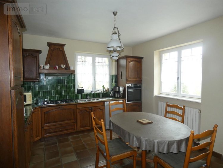 Maison a vendre Pleyben 29190 Finistère 205 m2 9 pièces 275350 euros